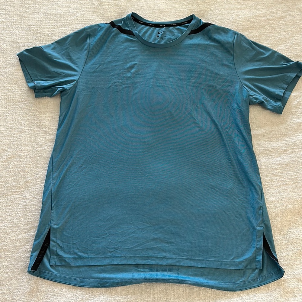 Blue Men’s Nike Workout Athletic Shirt